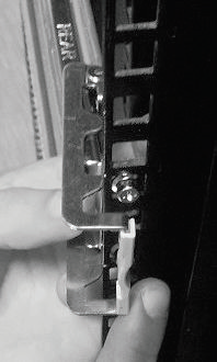 Image of the rear latch handle.
