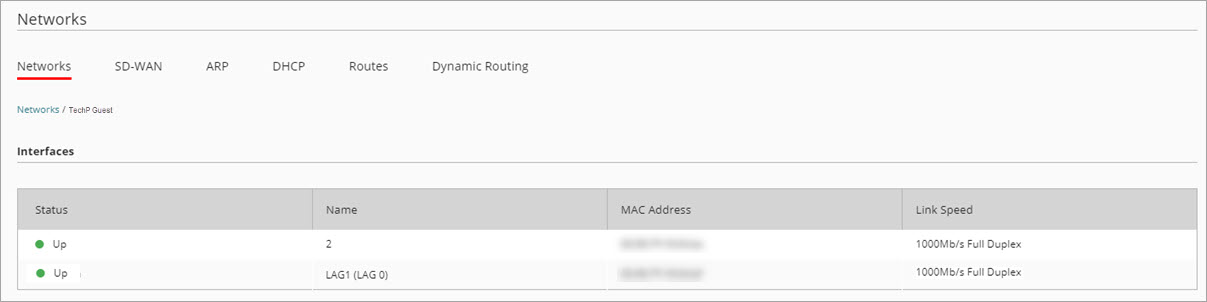 Screenshot of the Live Status Networks Interfaces page for a LAG