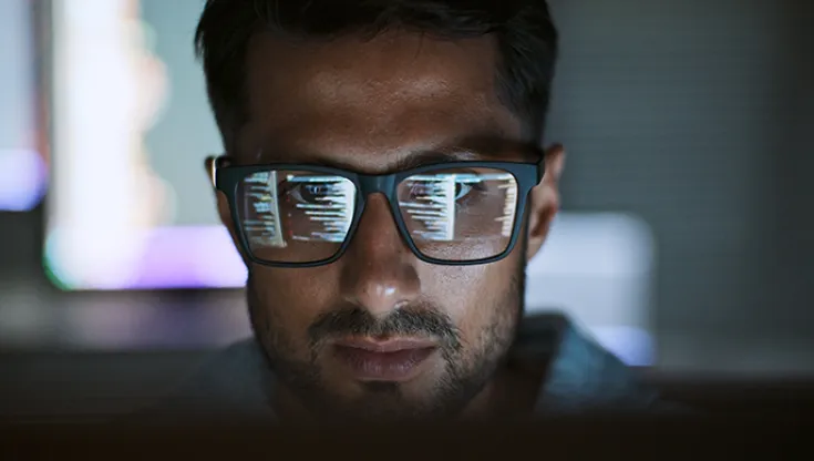eyes_on_computer