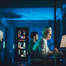 Blog_image_engineer working in a server room
