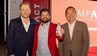 AllComnet award winner with WatchGuard executives